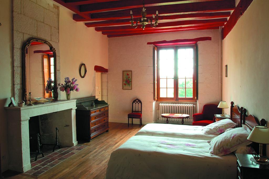 Chateau De La Noblaye Bed & Breakfast Lemere Bilik gambar